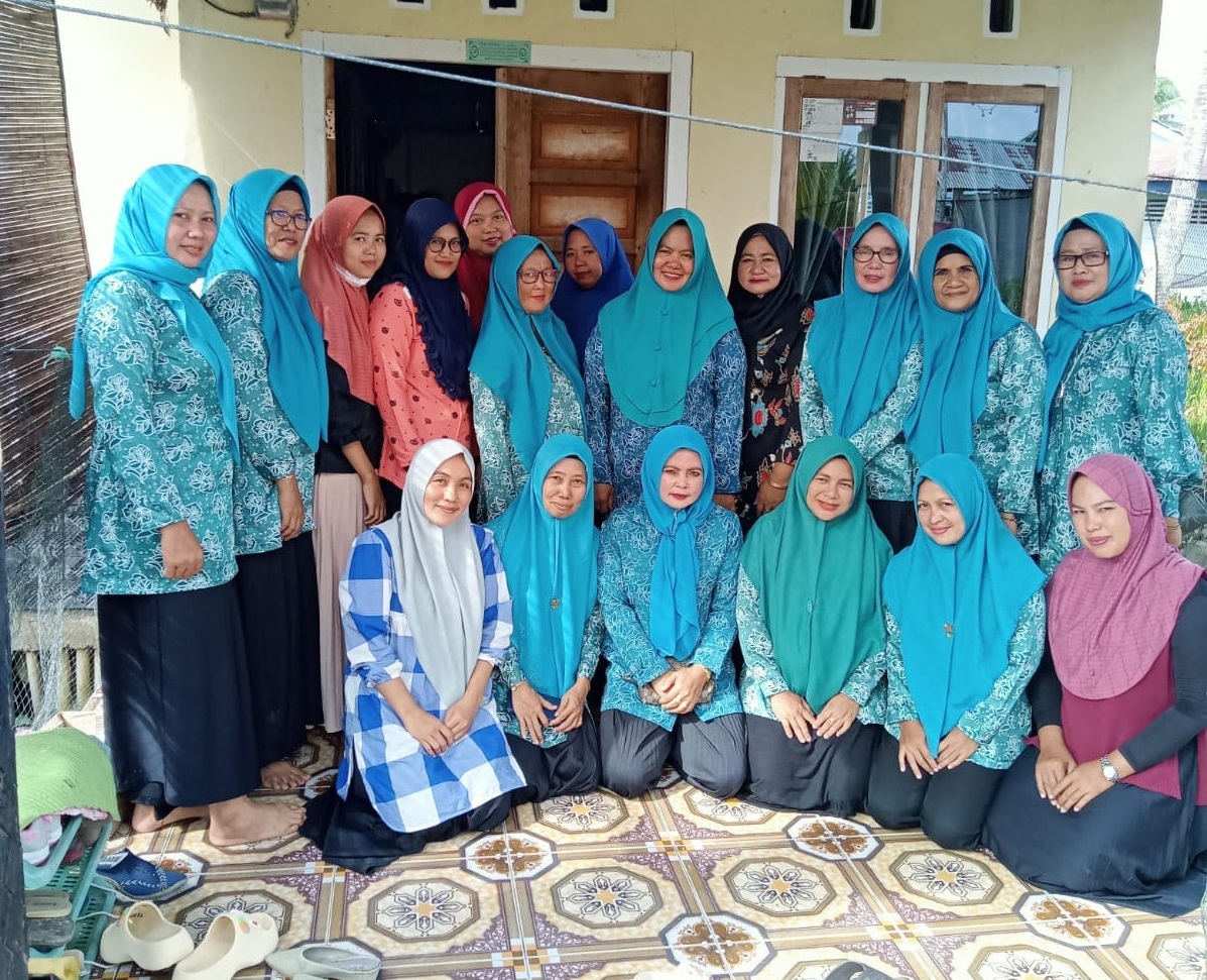 Pembentukan PKK RT Dusun Tritura dan Pembentukan Pengurus Baru UP2K Desa Pemusiran